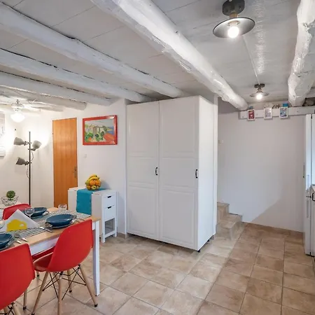 Casa vacanze House Nova