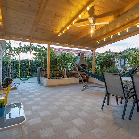 Hébergement de vacances House Nova *