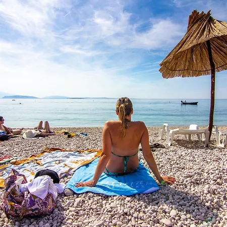 House Nova Hébergement de vacances Stara Baška