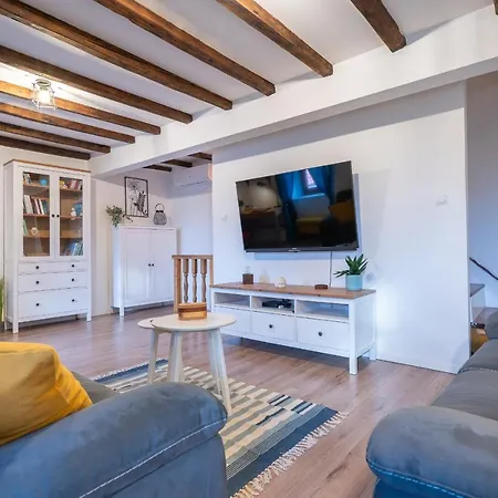 Prázdninový dům House Nova *