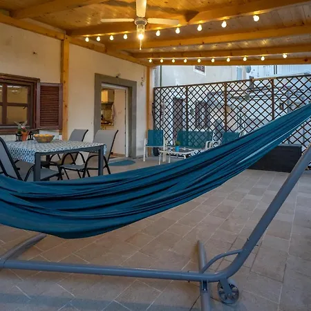 House Nova Nyaraló Stara Baška