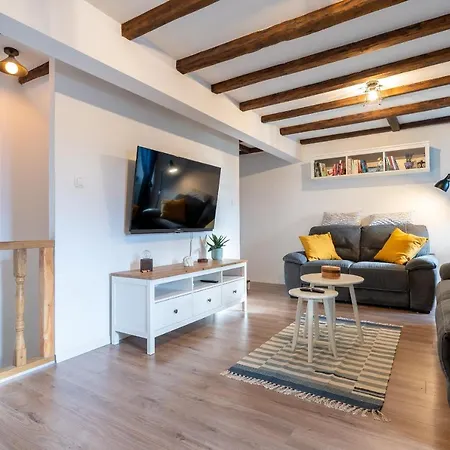 House Nova