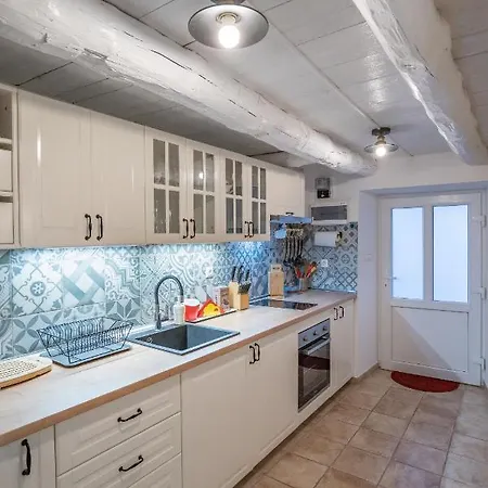 House Nova Stara Baška