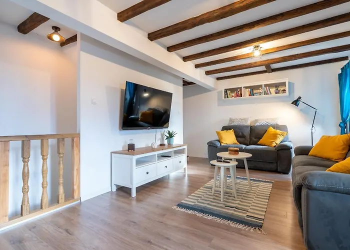 House Nova